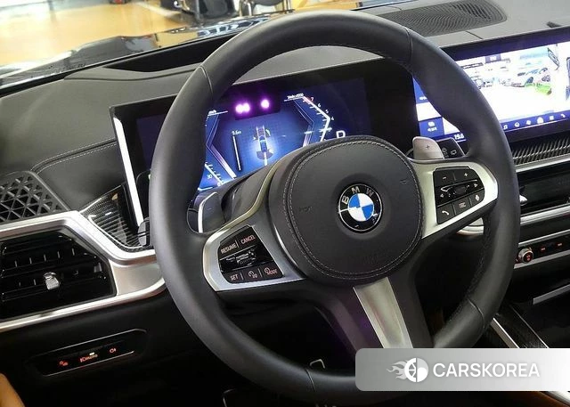 BMW X7 (G07) 2025 Черный из Кореи, фото 3