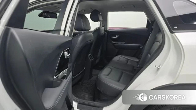 Kia Niro 2018 Белый из Кореи, фото 3