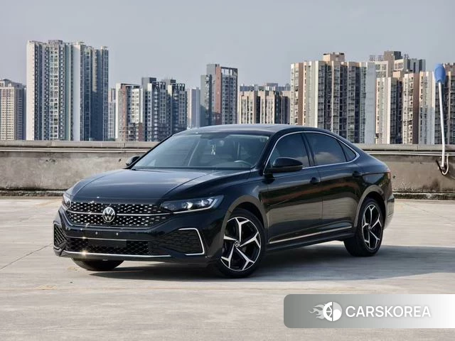 Volkswagen Passat 2024 Черный из Китая, фото 3