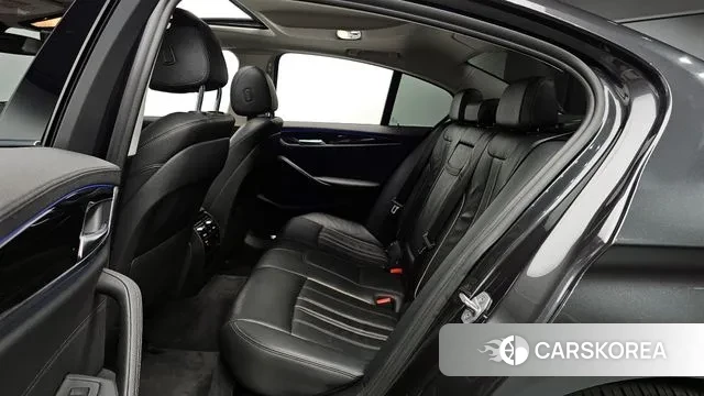 BMW 5 Series (G30) 2018 Серый из Кореи, фото 3