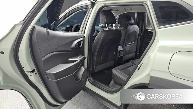 Chevrolet (GM Daewoo) Trax Crossover 2025 Зеленый из Кореи, фото 3