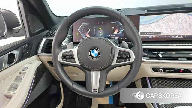 BMW X7 (G07) 2024 Белый из Кореи, фото 3