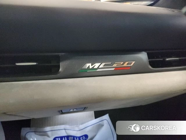 Maserati MC20 2023 Белый из Кореи, фото 3