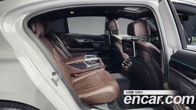 BMW 7 Series (G11) 2018 Белый из Кореи, фото 3