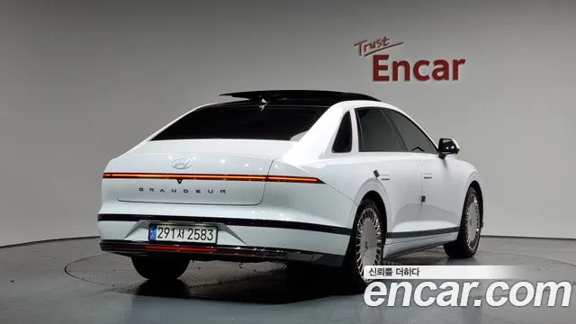 Hyundai Grandeur Hybrid (GN7) id 2668578 из Кореи 3