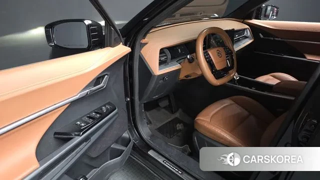 Ssangyong Torres 2023 Черный из Кореи, фото 3