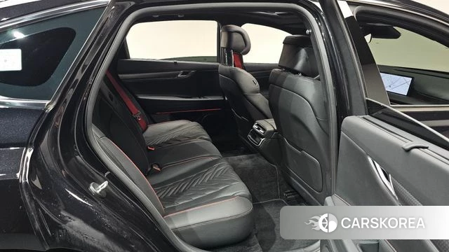 Genesis G80 (RG3) 2024 Черный из Кореи, фото 3