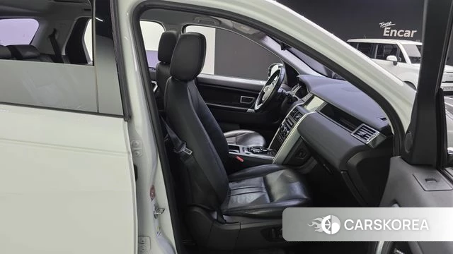 Land Rover Discovery Sports 2018 Белый из Кореи, фото 3