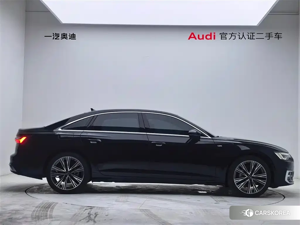 Audi A6L 2026 Черный из Китая, фото 3