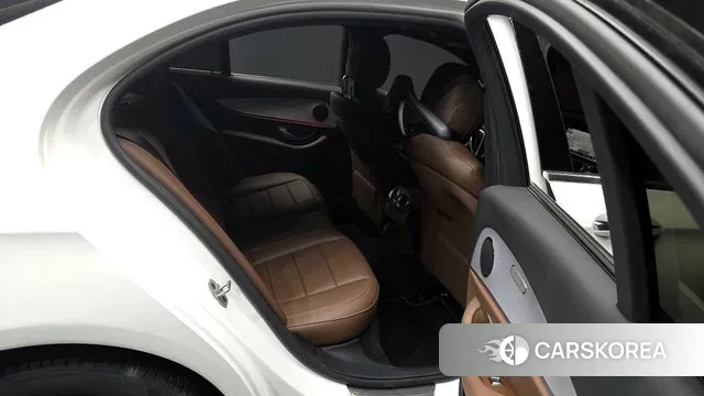 Mercedes-Benz E-Class W213 2020 Белый из Кореи, фото 3