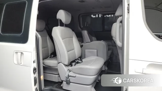 Hyundai The New Grand Starex 2018 Белый из Кореи, фото 3