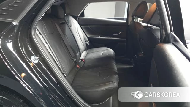 Hyundai Avante (CN7) 2020 Черный из Кореи, фото 3