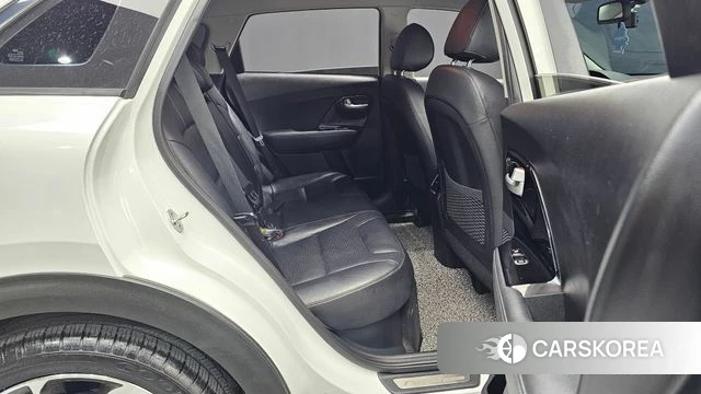 Kia Niro 2018 Белый из Кореи, фото 3