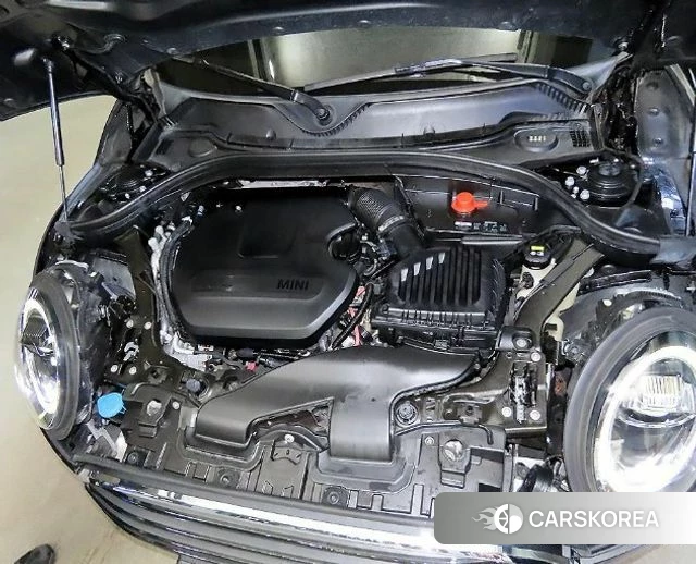 Mini Cooper D Clubman 2021 Черный из Кореи, фото 3