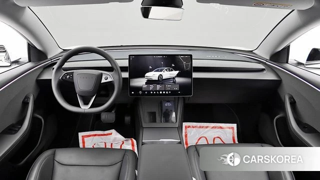 Tesla Model 3 2024 Белый из Кореи, фото 3