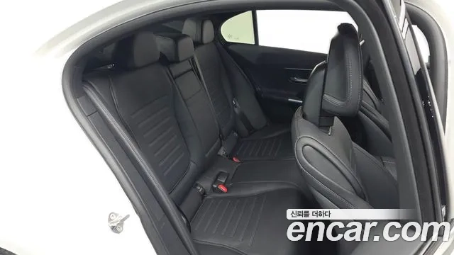 Mercedes-Benz C-Class W206 2022 Белый из Кореи, фото 3