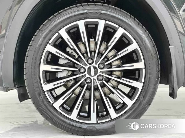 Geely Automobile Xingyue L 2025 Черный из Китая, фото 3