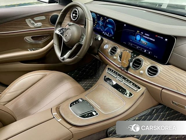 Mercedes-Benz E-class 2021 Черный из Китая, фото 3