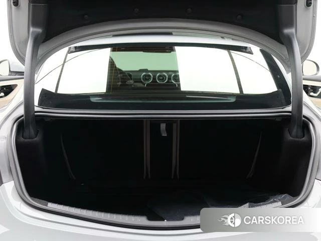 Mercedes-Benz CLE level 2025 Серебристо-серый из Китая, фото 3