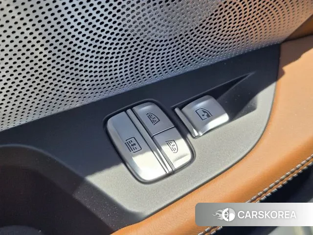 BMW M8 (G15) id 2938857 из Кореи 3