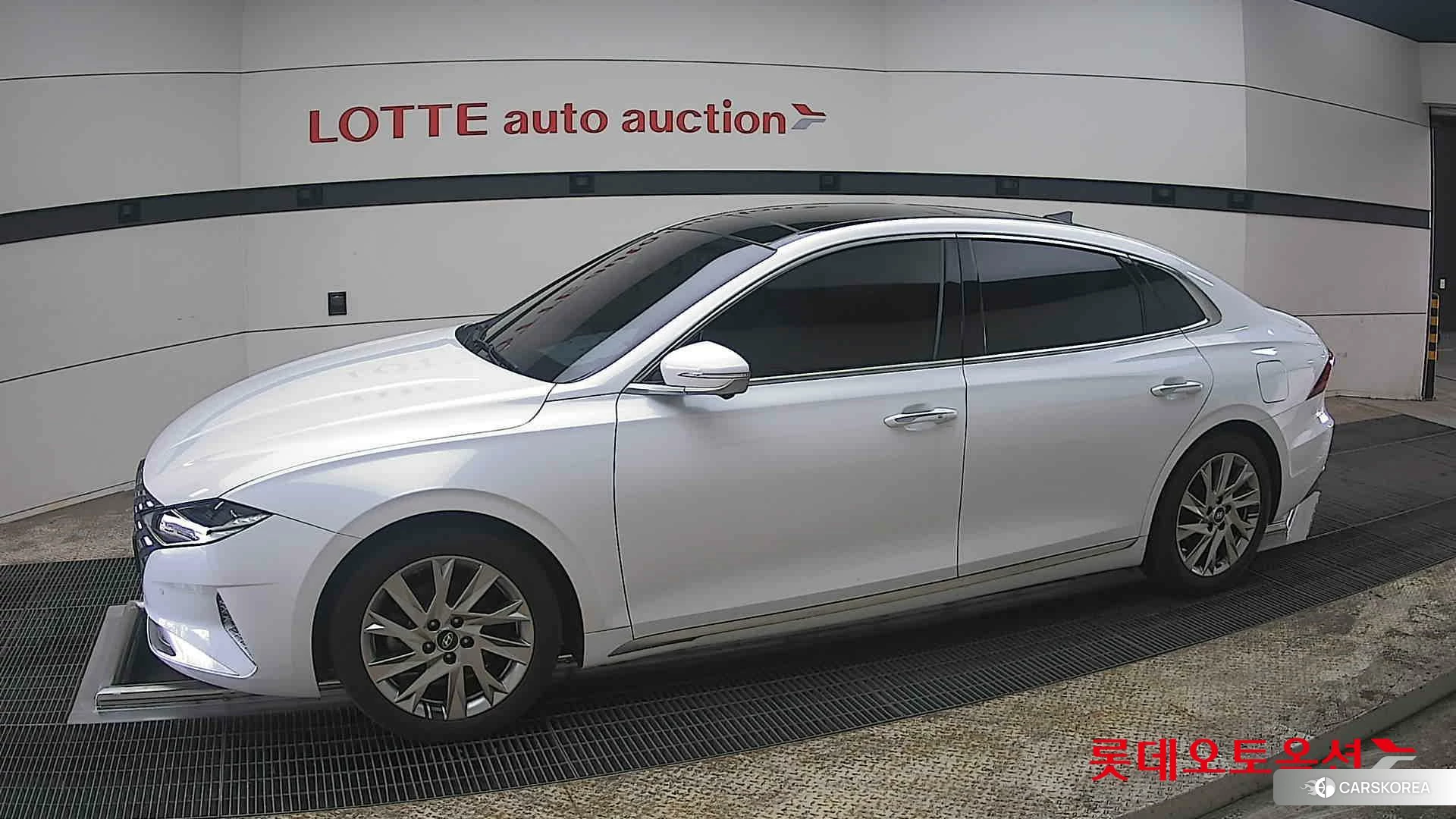 Hyundai Grandeur Hybrid 2021 White cream (optional) из Кореи, фото 3