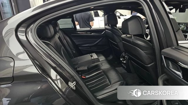 BMW 5 Series (G30) 2018 Серый из Кореи, фото 3