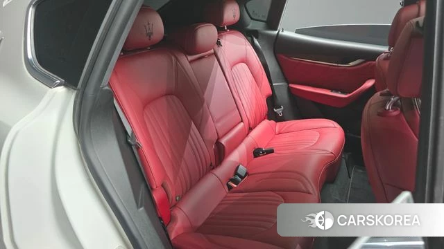 Maserati Levante 2022 Белый из Кореи, фото 3
