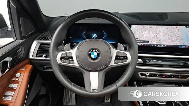 BMW X7 (G07) 2024 Белый из Кореи, фото 3