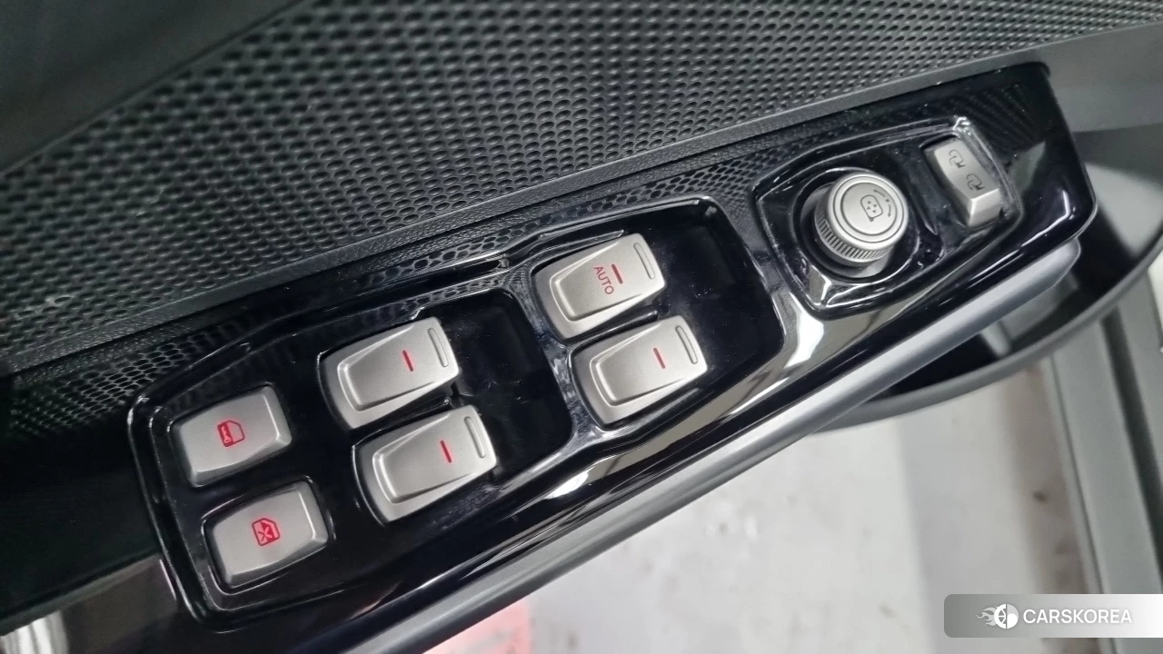 Ssangyong Tivoli Armor 2018 Белый из Кореи, фото 3