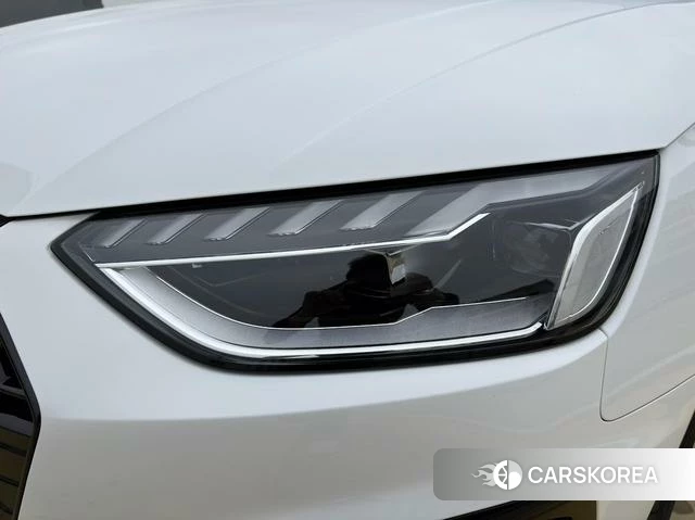 Audi A4L 2024 Белый из Китая, фото 3