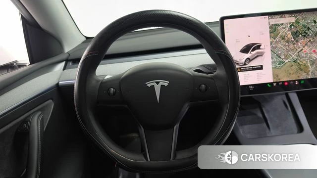 Tesla Model Y 2024 Белый из Кореи, фото 3