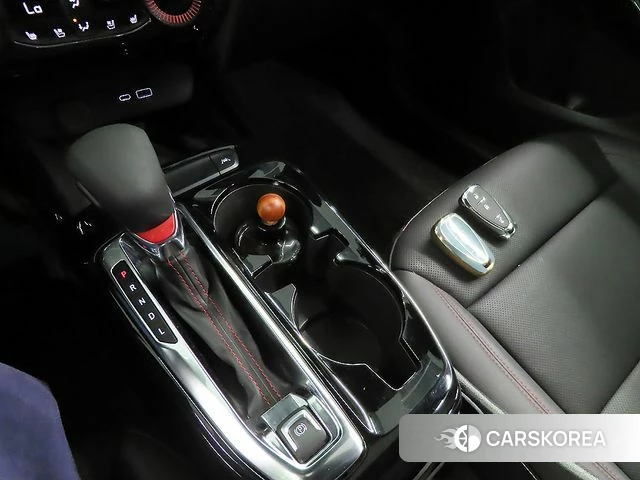 Chevrolet (GM Daewoo) Trax Crossover 2025 Черный из Кореи, фото 3