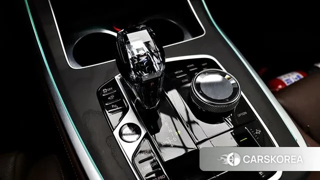 BMW X7 (G07) 2022 Черный из Кореи, фото 3