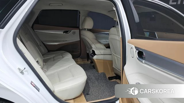 Hyundai The New Grandeur IG Hybrid 2019 Белый из Кореи, фото 3