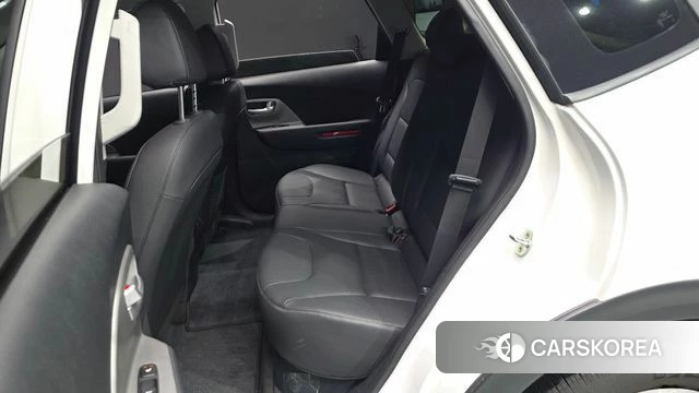 Kia Niro Plus 2022 Белый из Кореи, фото 3