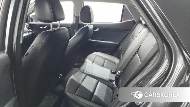 Kia Stonic 2019 Серый из Кореи, фото 3