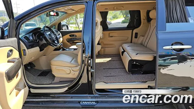 Kia The New Carnival 2019 Черный из Кореи, фото 3