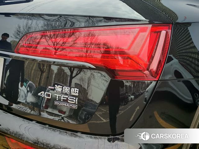 Audi Q5L 2023 Черный из Китая, фото 3