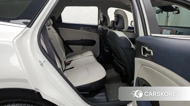 Kia Sportage 5th Generation 2022 Белый из Кореи, фото 3