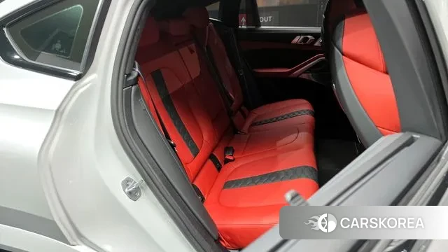 BMW X6M (G06) 2024 Белый из Кореи, фото 3