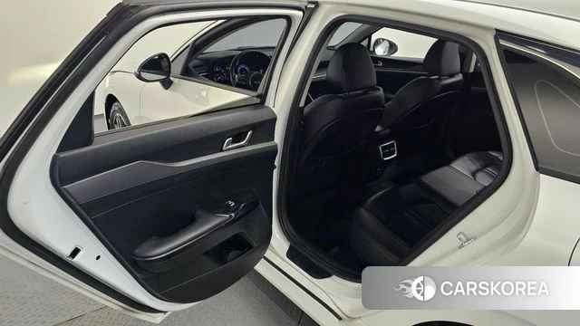 Kia K5 3rd generation 2022 Белый из Кореи, фото 3