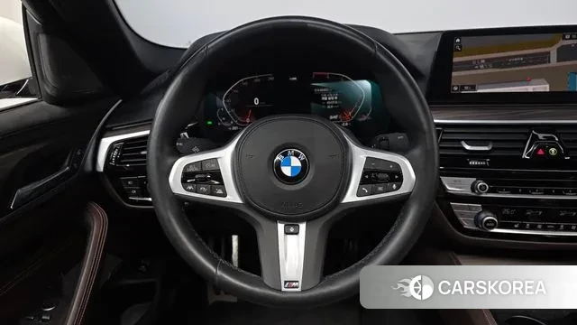 BMW 5 Series (G30) 2020 Белый из Кореи, фото 3