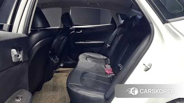 Kia The New K5 2nd generation 2018 Белый из Кореи, фото 3