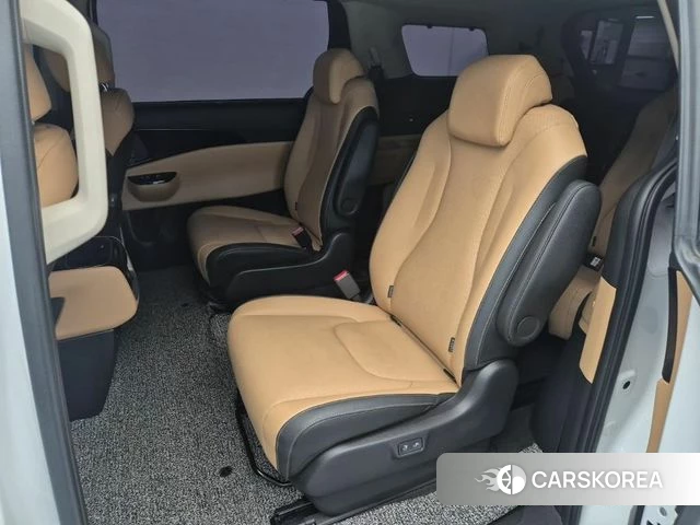 Kia Carnival 4th generation 2023 Белый из Кореи, фото 3