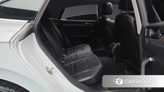 Volkswagen Arteon 2019 Белый из Кореи, фото 3