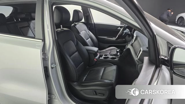 Kia Sportage The Bold 2019 Серебряный из Кореи, фото 3