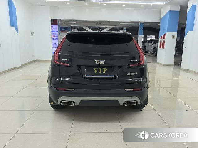 Cadillac XT4 2021 Черный из Китая, фото 3