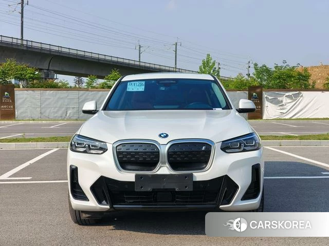 BMW iX3 2024 Белый из Китая, фото 3