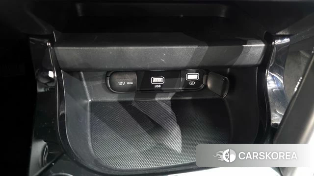 Kia Seltos 2021 Серебряный из Кореи, фото 3