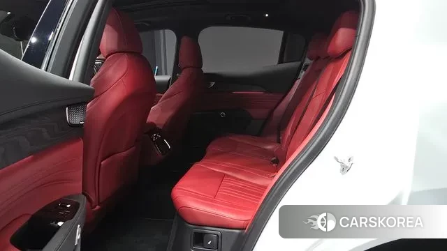 Maserati Grecale 2023 Белый из Кореи, фото 3